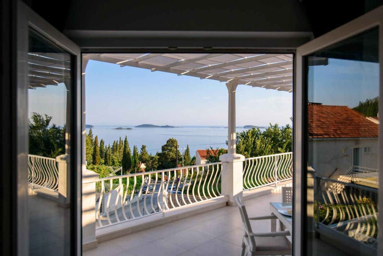 Aurora Seaview Apartment 믈리니 외부 사진