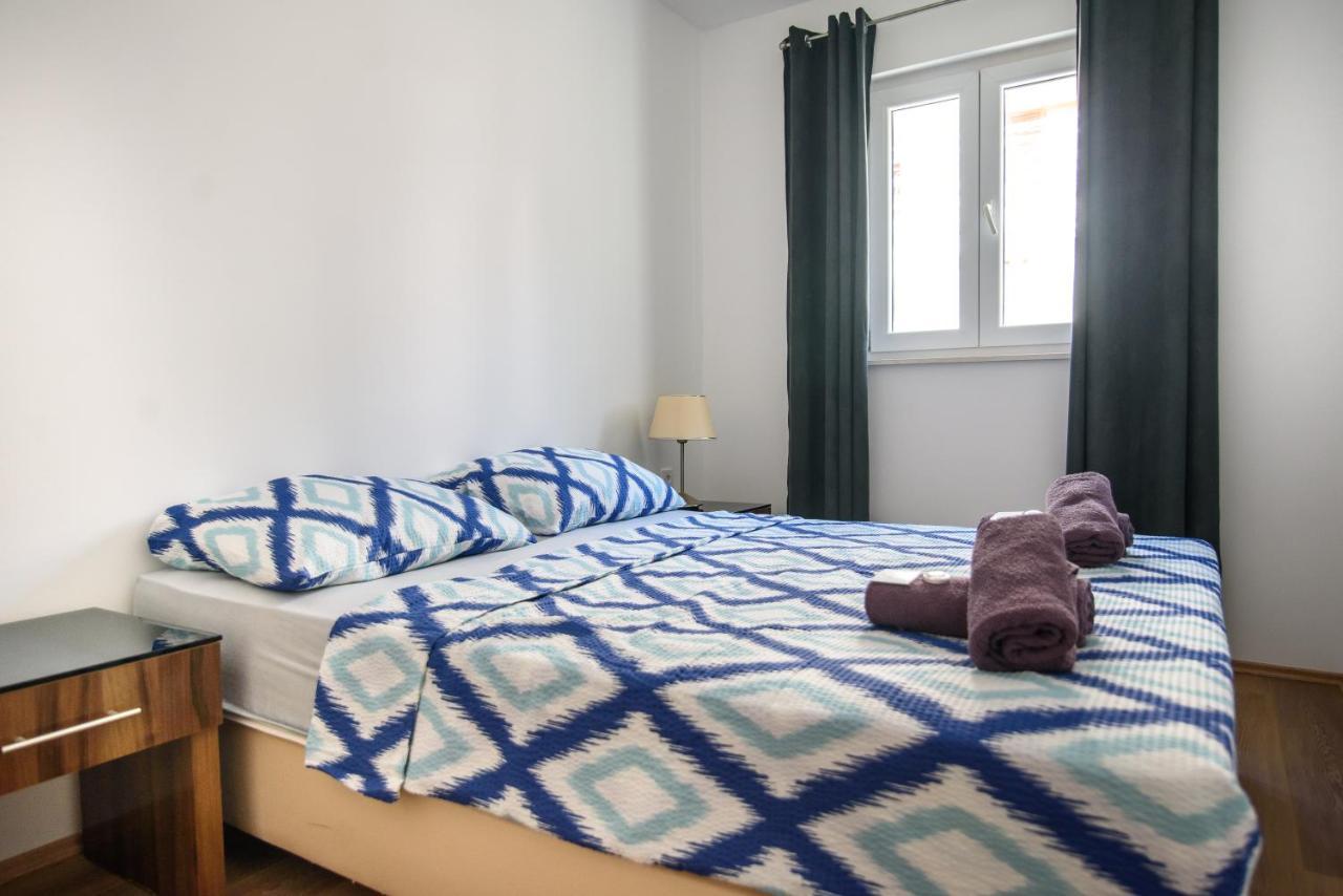 Aurora Seaview Apartment 믈리니 외부 사진
