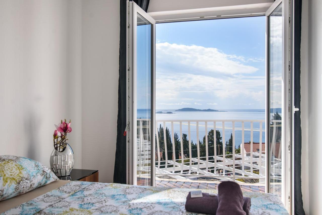 Aurora Seaview Apartment 믈리니 외부 사진
