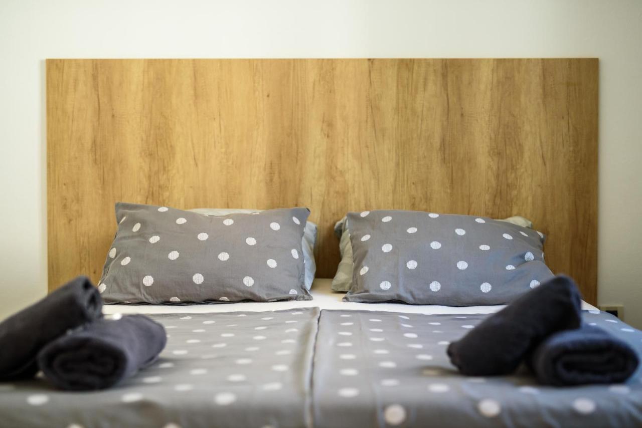 Aurora Seaview Apartment 믈리니 외부 사진