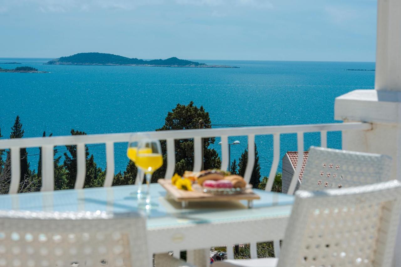 Aurora Seaview Apartment 믈리니 외부 사진