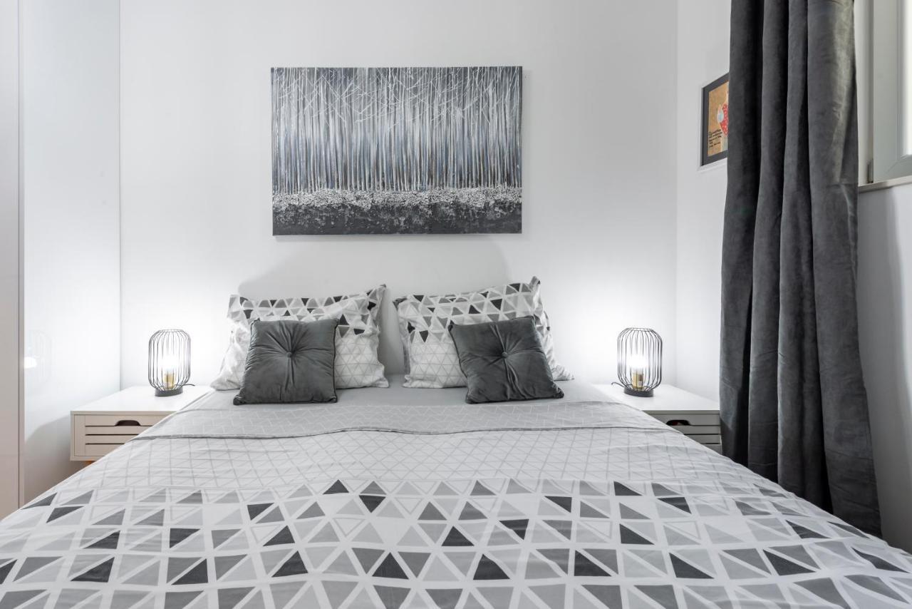 Aurora Seaview Apartment 믈리니 외부 사진