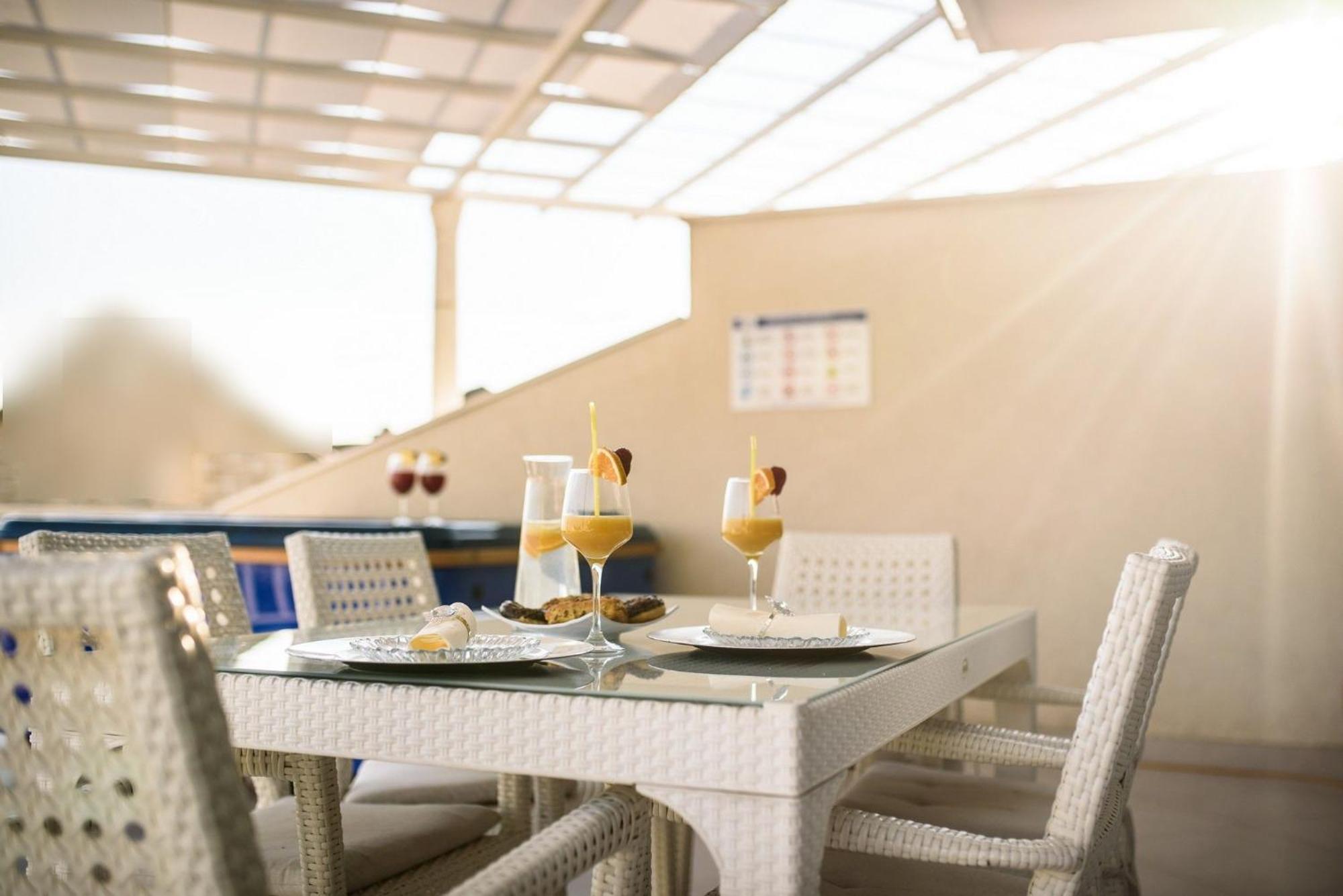 Aurora Seaview Apartment 믈리니 외부 사진